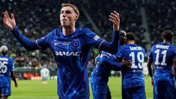 闻喜策略 记者：切尔西将成为新赛季英超唯一一支没有胸前广告的球队